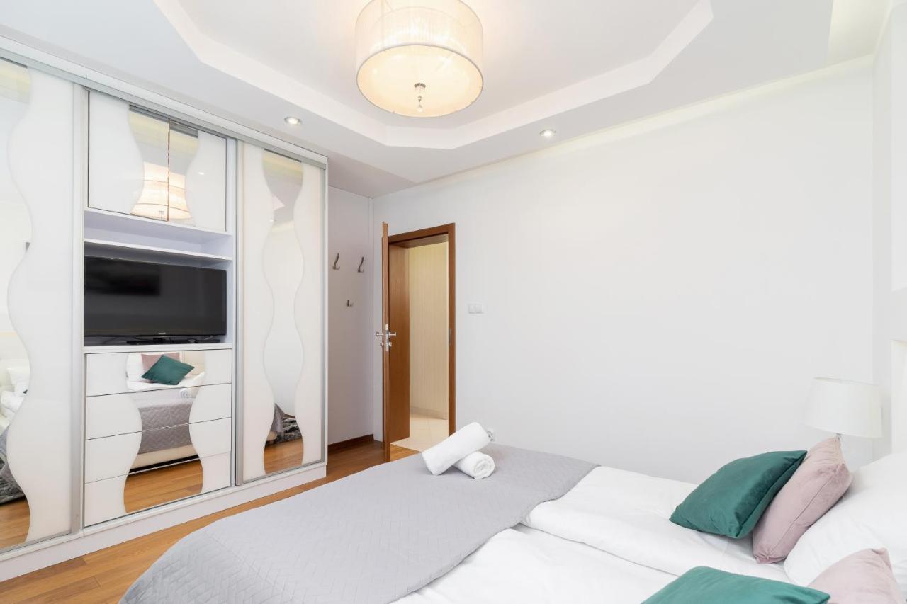 Mountain View Apartment Zborowskiego Krupowki By Noclegi Renters Zakopane Exterior photo